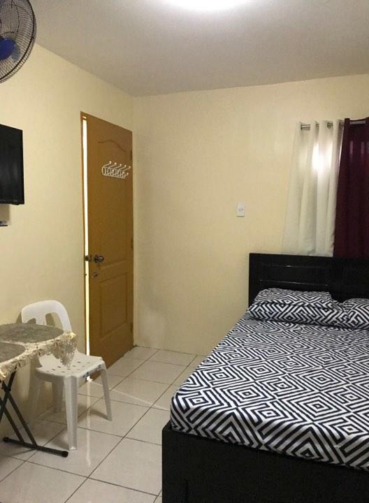 Hotel Rv3 Transient House Angeles Esterno foto