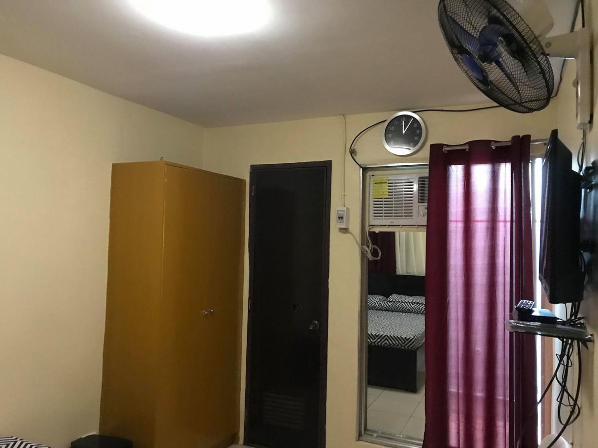 Hotel Rv3 Transient House Angeles Esterno foto